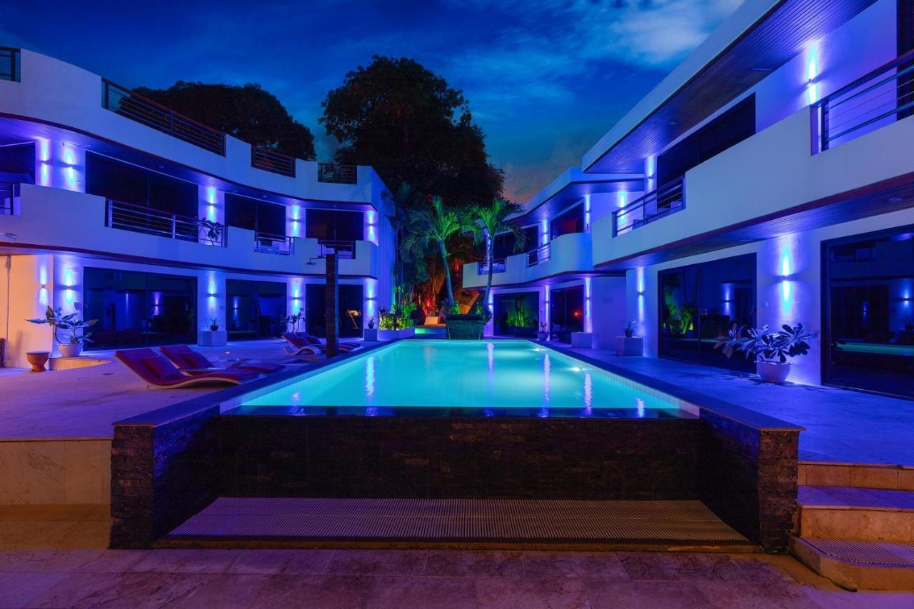 Beluga Boutique Hotel Ламай Бийч Екстериор снимка