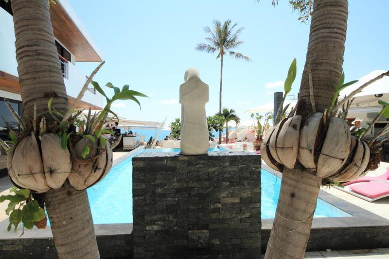 Beluga Boutique Hotel Ламай Бийч Екстериор снимка